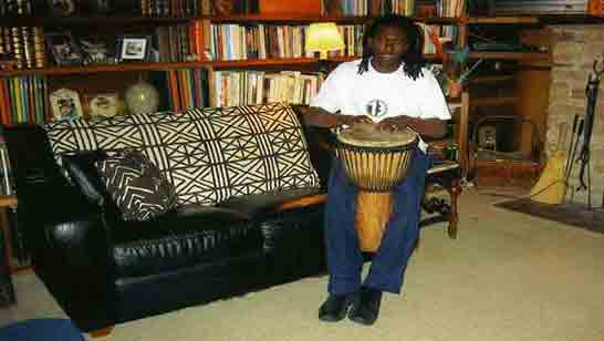 Izmskzm on Djembe drum.